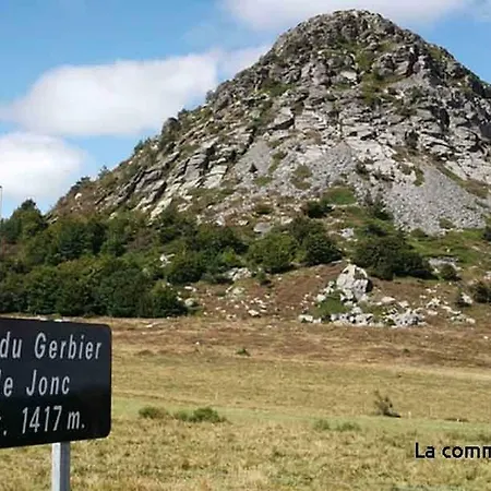 F 2 St Jean Parking Gratuit Le Puy-en-Velay