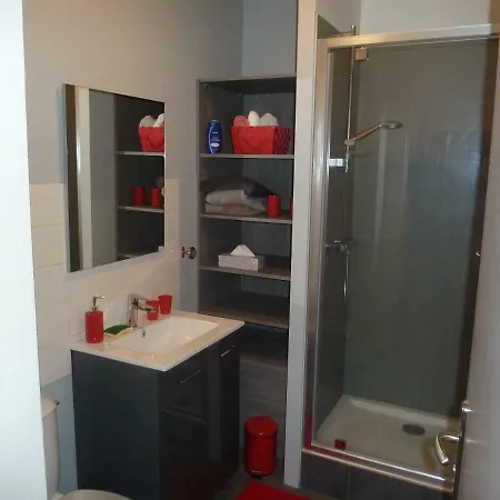 F 2 St Jean Parking Gratuit Apartment Le Puy-en-Velay
